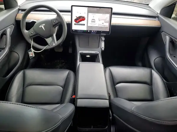 5YJYGDEE4MF184215 2021 TESLA MODEL Y - Image 8