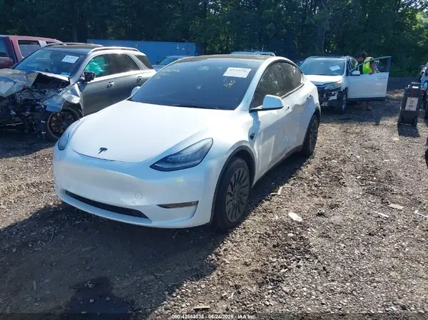 5YJYGDEE4MF184389 2021 TESLA MODEL Y - Image 2