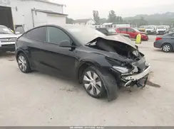5YJYGDEE4MF196381 2021 TESLA MODEL Y