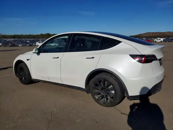 5YJYGDEE4MF203460 2021 TESLA MODEL Y - Image 2