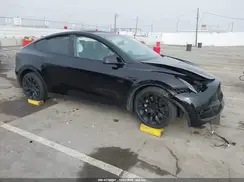 5YJYGDEE4MF204043 2021 TESLA MODEL Y