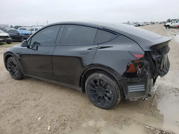5YJYGDEE4MF211056 2021 TESLA MODEL Y - Image 2