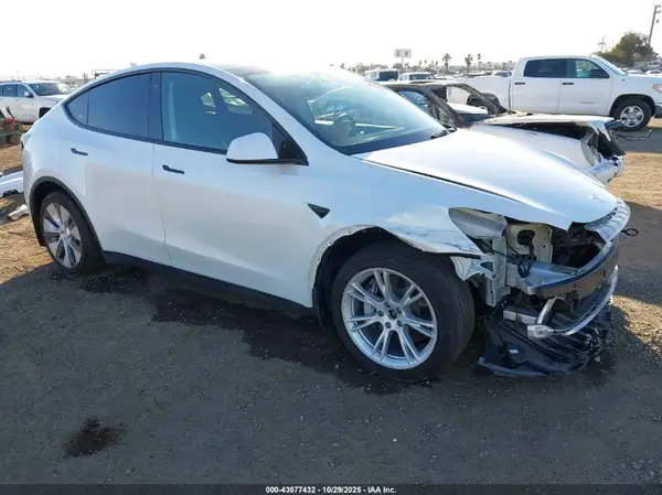 5YJYGDEE4MF222977 2021 TESLA MODEL Y - Image 1