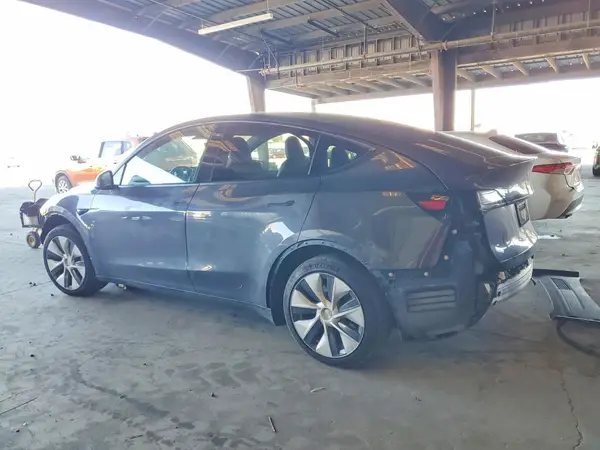 5YJYGDEE4MF222980 2021 TESLA MODEL Y - Image 2