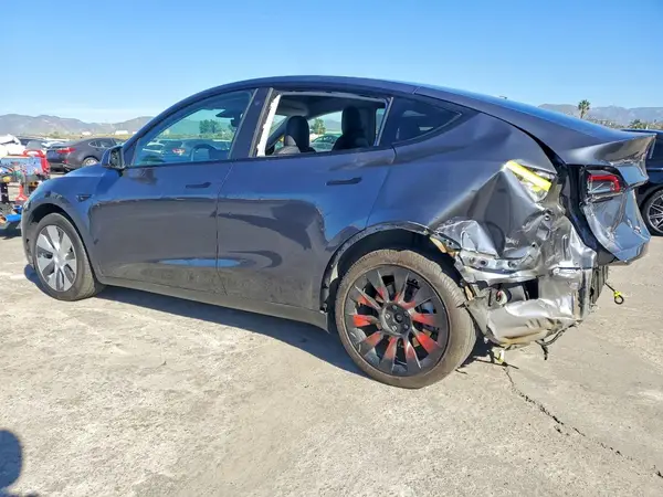 5YJYGDEE4MF245921 2021 TESLA MODEL Y - Image 2