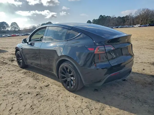 5YJYGDEE4MF249676 2021 TESLA MODEL Y - Image 2
