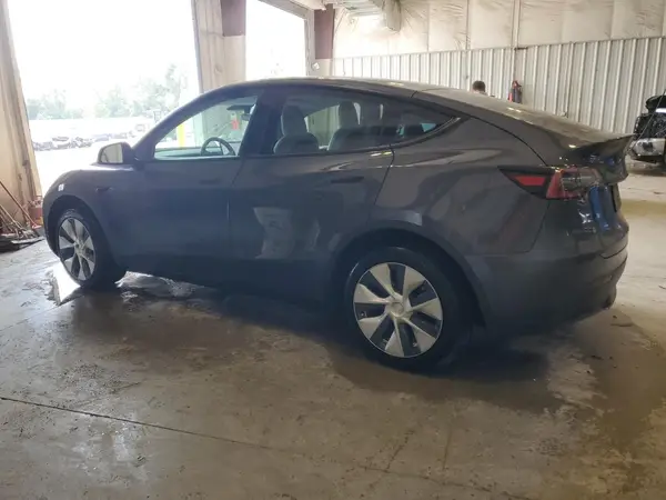 5YJYGDEE4MF252805 2021 TESLA MODEL Y - Image 2