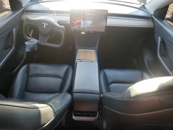 5YJYGDEE4MF253999 2021 TESLA MODEL Y - Image 8