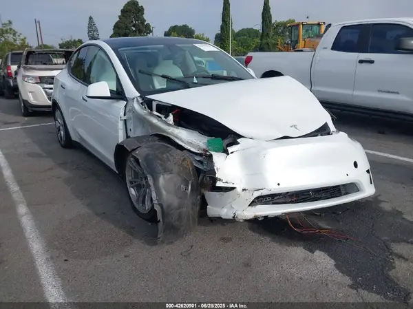 5YJYGDEE4MF273962 2021 TESLA MODEL Y - Image 1