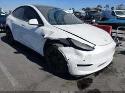 5YJYGDEE4MF275887 2021 TESLA MODEL Y