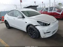 5YJYGDEE4MF277171 2021 TESLA MODEL Y
