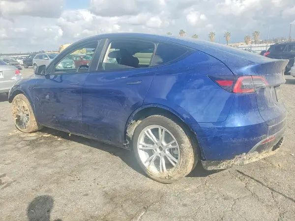 5YJYGDEE4MF285769 2021 TESLA MODEL Y - Image 2