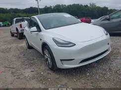 5YJYGDEE4MF305776 2021 TESLA MODEL Y