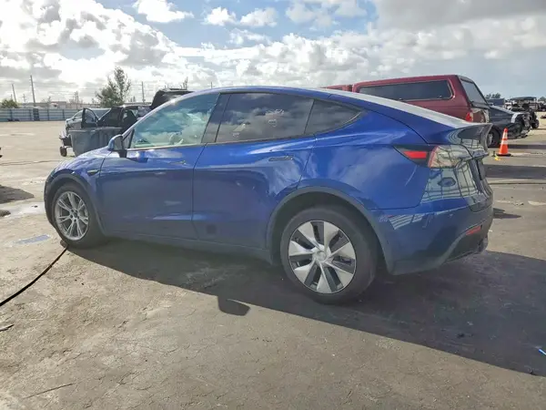 5YJYGDEE5LF010250 2020 TESLA MODEL Y - Image 2