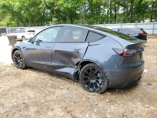 5YJYGDEE5LF025718 2020 TESLA MODEL Y - Image 2