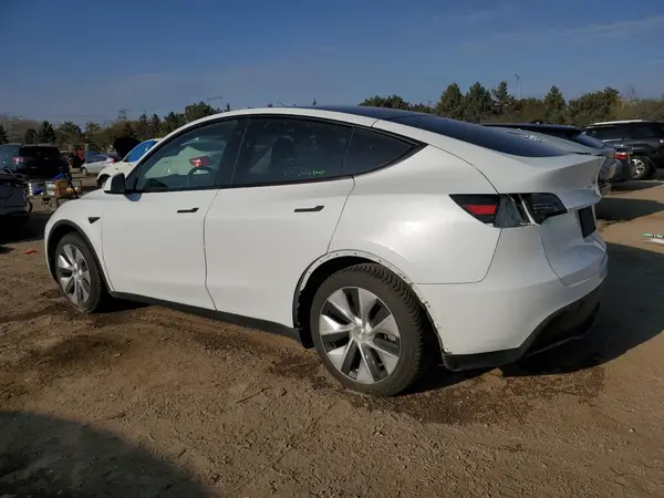 5YJYGDEE5LF028232 2020 TESLA MODEL Y - Image 2