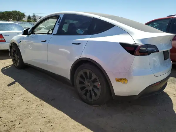 5YJYGDEE5LF029686 2020 TESLA MODEL Y - Image 2