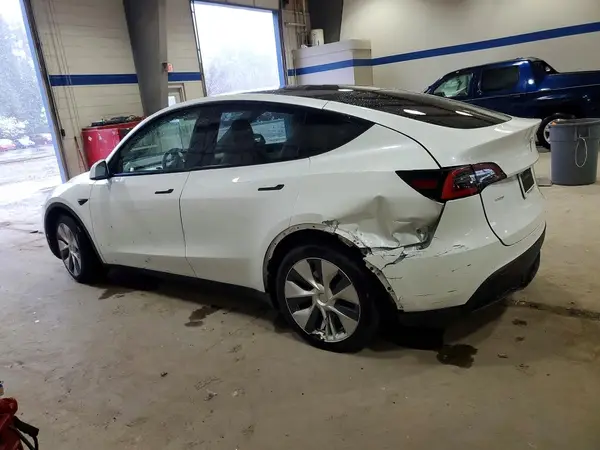 5YJYGDEE5LF036251 2020 TESLA MODEL Y - Image 2