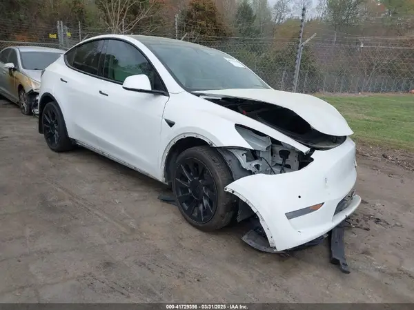 5YJYGDEE5LF037156 2020 TESLA MODEL Y - Image 1