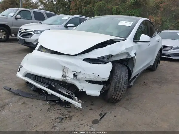 5YJYGDEE5LF037156 2020 TESLA MODEL Y - Image 2