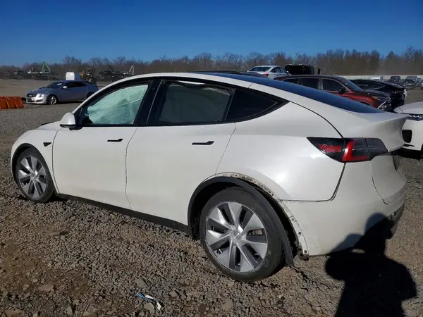 5YJYGDEE5LF047962 2020 TESLA MODEL Y - Image 2