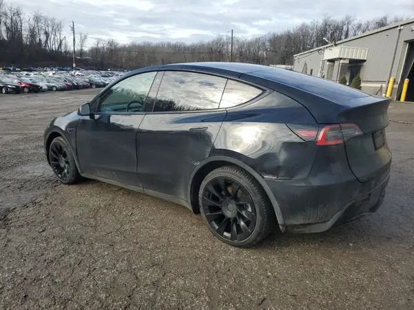 5YJYGDEE5LF048335 2020 TESLA MODEL Y - Image 2
