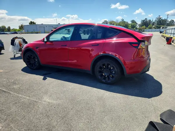 5YJYGDEE5LF051560 2020 TESLA MODEL Y - Image 2
