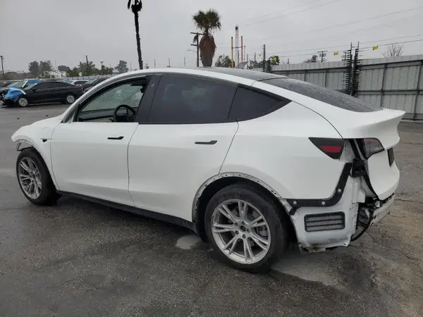 5YJYGDEE5LF053938 2020 TESLA MODEL Y - Image 2