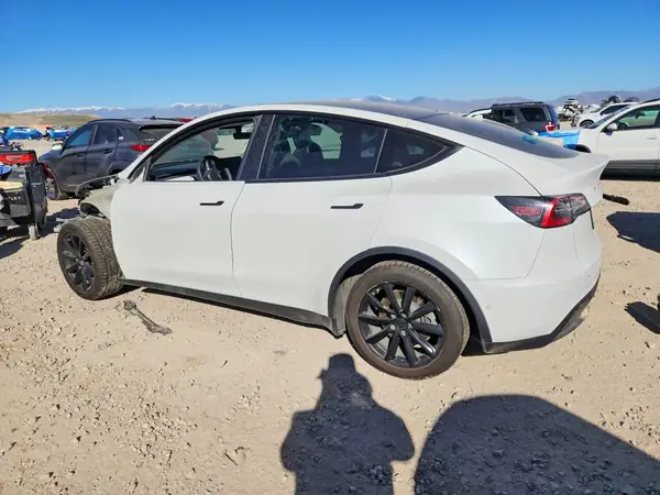 5YJYGDEE5LF059027 2020 TESLA MODEL Y - Image 2