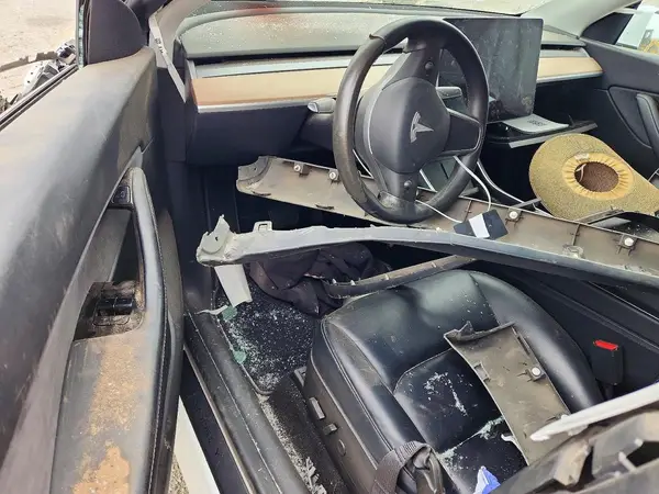 5YJYGDEE5LF059285 2020 TESLA MODEL Y - Image 8