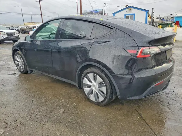 5YJYGDEE5MF062348 2021 TESLA MODEL Y - Image 2