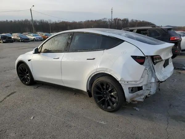 5YJYGDEE5MF064343 2021 TESLA MODEL Y - Image 2
