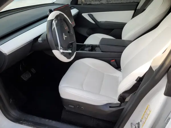 2021 TESLA MODEL Y auction photo 7