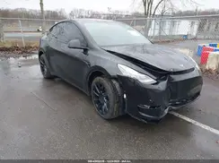 5YJYGDEE5MF064794 2021 TESLA MODEL Y