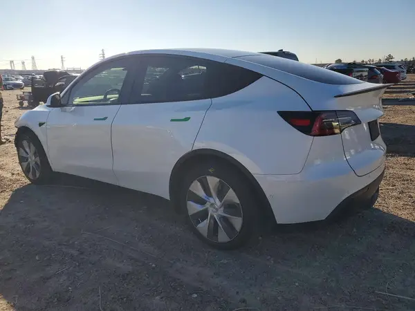 5YJYGDEE5MF065816 2021 TESLA MODEL Y - Image 2