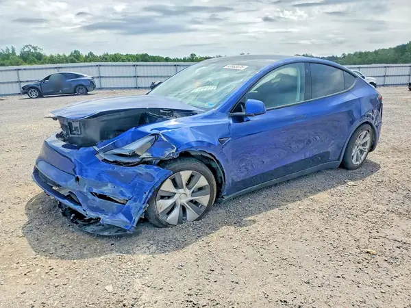 5YJYGDEE5MF065914 2021 TESLA MODEL Y - Image 1