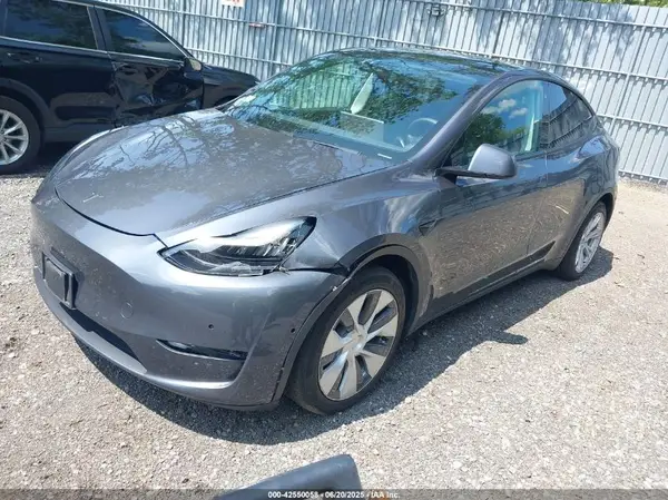 5YJYGDEE5MF067789 2021 TESLA MODEL Y - Image 2