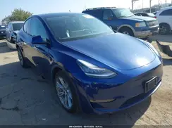 5YJYGDEE5MF068439 2021 TESLA MODEL Y
