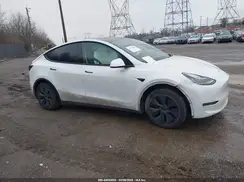 5YJYGDEE5MF072264 2021 TESLA MODEL Y