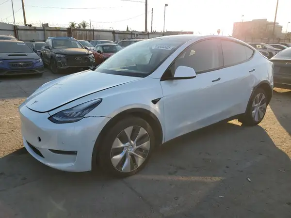 5YJYGDEE5MF072572 2021 TESLA MODEL Y - Image 1