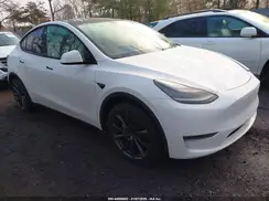 5YJYGDEE5MF077870 2021 TESLA MODEL Y