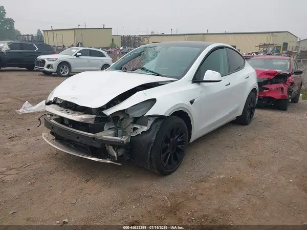 5YJYGDEE5MF080378 2021 TESLA MODEL Y - Image 2