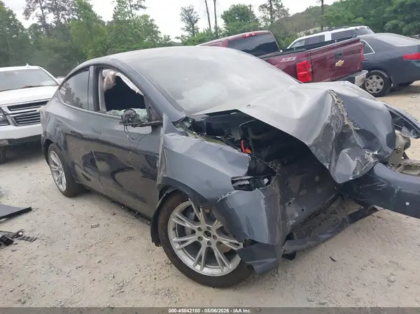 5YJYGDEE5MF083376 2021 TESLA MODEL Y - Image 1