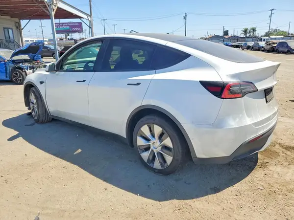 5YJYGDEE5MF083412 2021 TESLA MODEL Y - Image 2