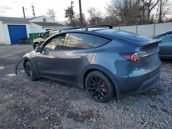 5YJYGDEE5MF087623 2021 TESLA MODEL Y - Image 2