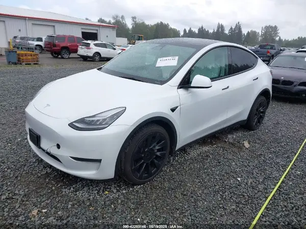 5YJYGDEE5MF095771 2021 TESLA MODEL Y - Image 2