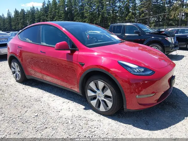 5YJYGDEE5MF117509 2021 TESLA MODEL Y - Image 1