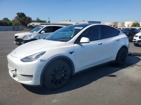 5YJYGDEE5MF122502 2021 TESLA MODEL Y - Image 1