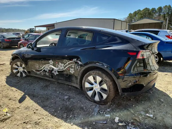 5YJYGDEE5MF125299 2021 TESLA MODEL Y - Image 2