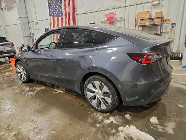 5YJYGDEE5MF138179 2021 TESLA MODEL Y - Image 2